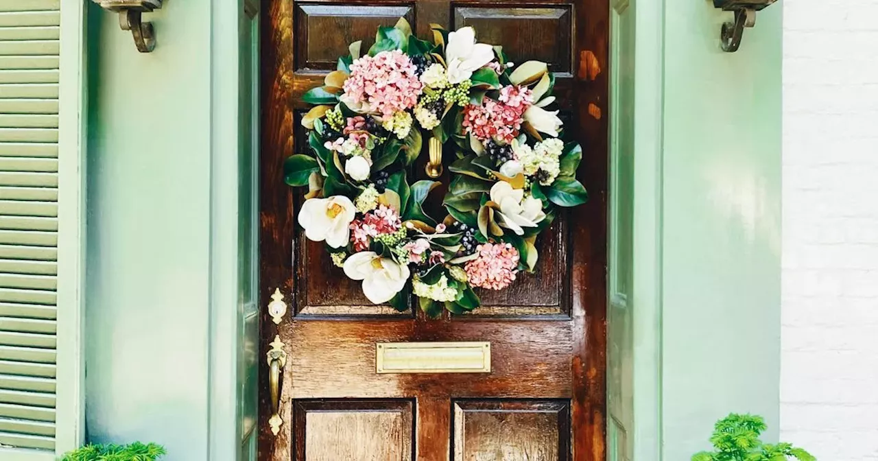 Gardening expert Peter Dowdall's simple methods for a show stopping front door