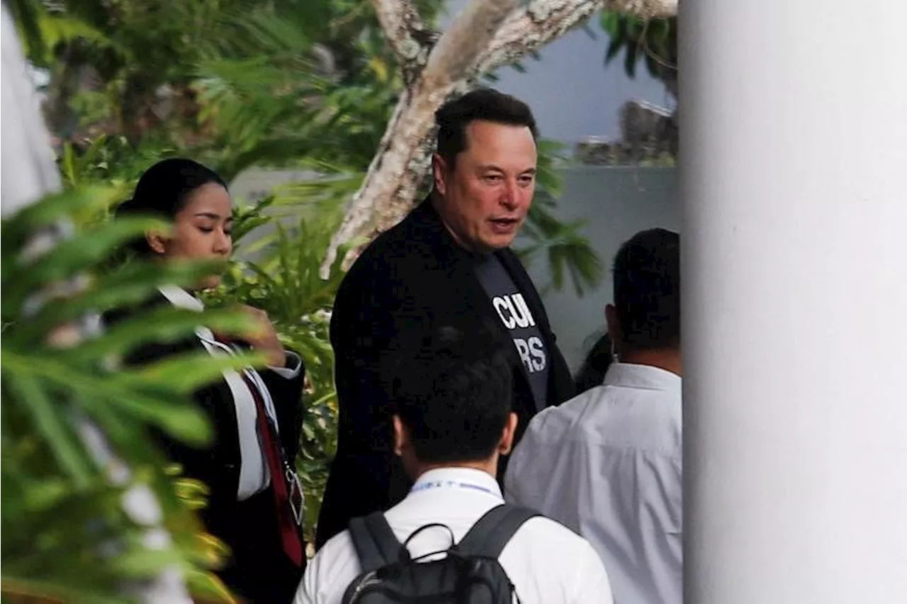 Musk arrives in Bali for planned Starlink launch