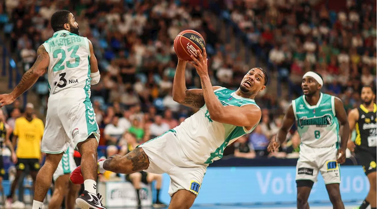 Playoffs Pro B. Vichy l’emporte au Palais (72-73) et met fin à la saison de l’Elan