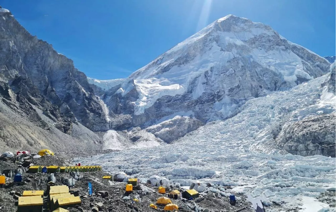 Body of second missing Mongolian climber found on Everest