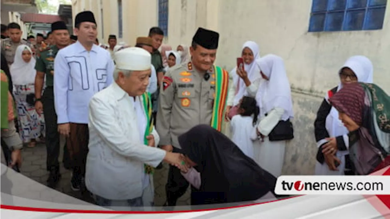 Jelang Pilkada 2024, Kapolda Jateng Irjen Ahmad Luthfi Datangi Ponpes An-Nawawi Purworejo Minta Doa