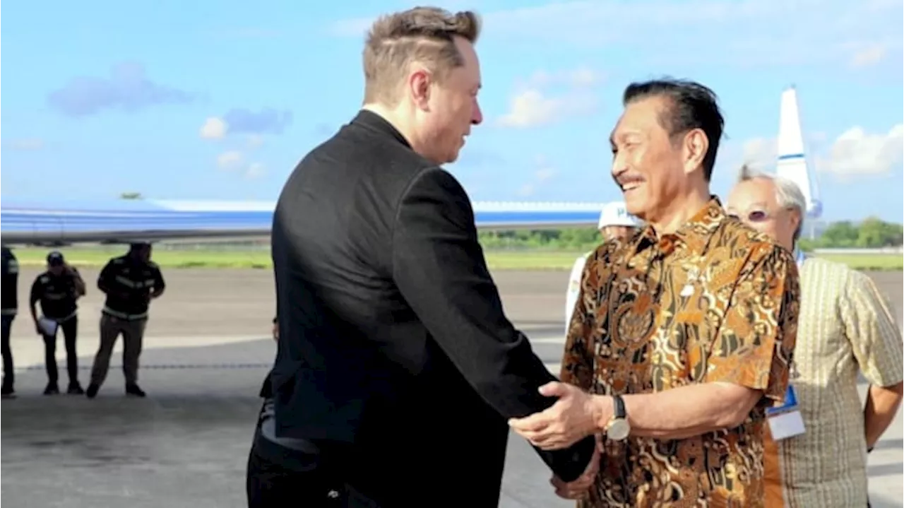 Elon Musk di Indonesia Pakai Mobil Mewah Ini, Kok Bukan Tesla?