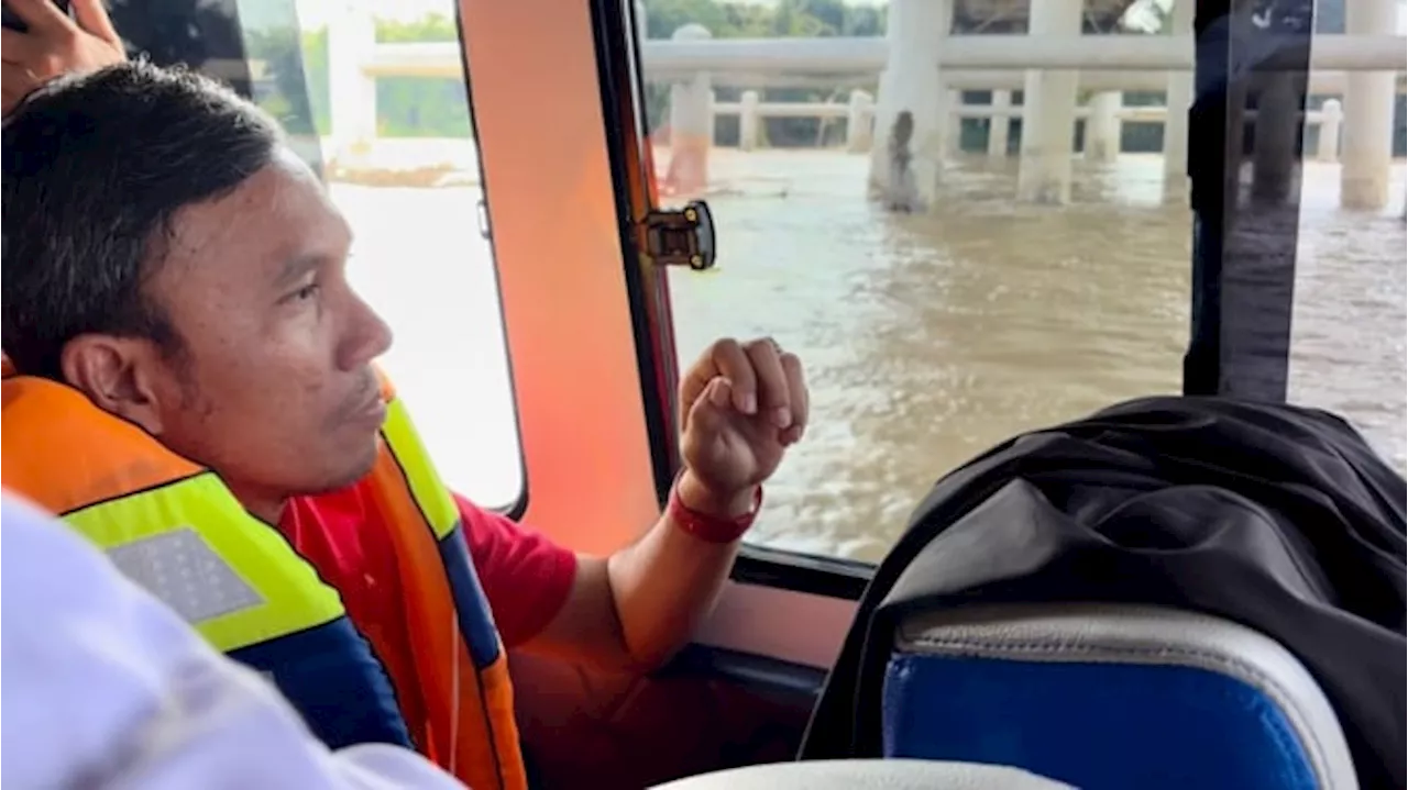 Ketua DPRD Jambi Edi Purwanto Tinjau Tiang Jembatan yang Ditabrak Tongkang Batu Bara