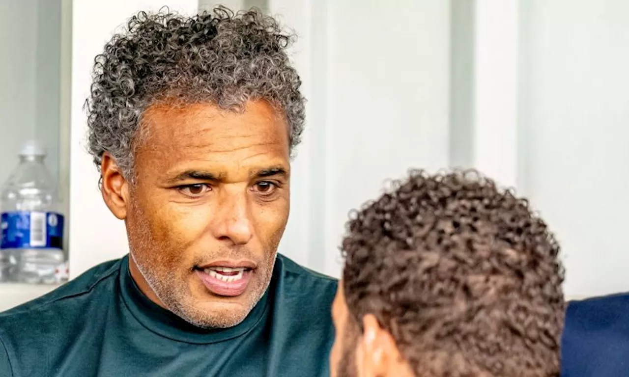 Van Hooijdonk teleurgesteld vanwege afwezigheid bij Oranje: 'Echt verrast'