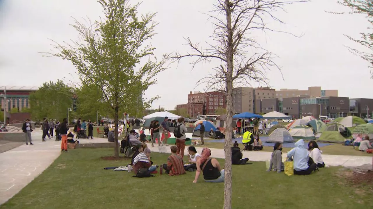 Donors offer $15,000 to Red Cross if protesters remove encampment by deadline