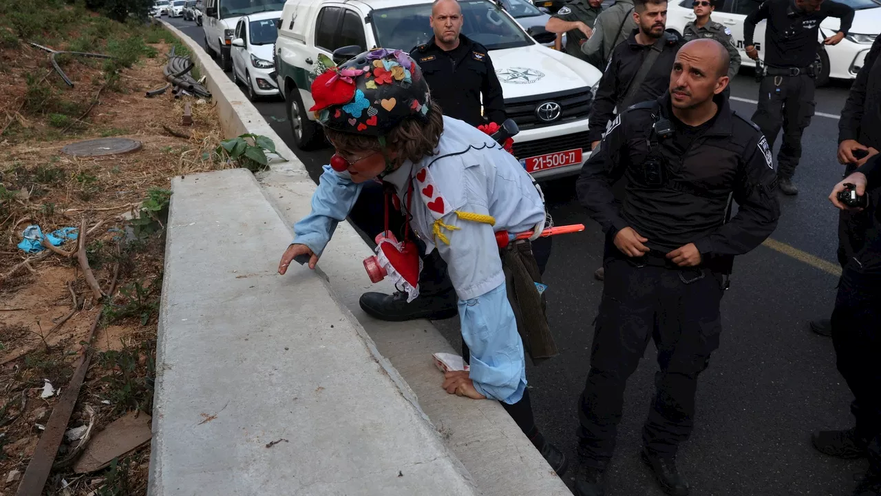 Protestas en Tel Aviv mientras esperan la respuesta de Hamás al altor el fuego