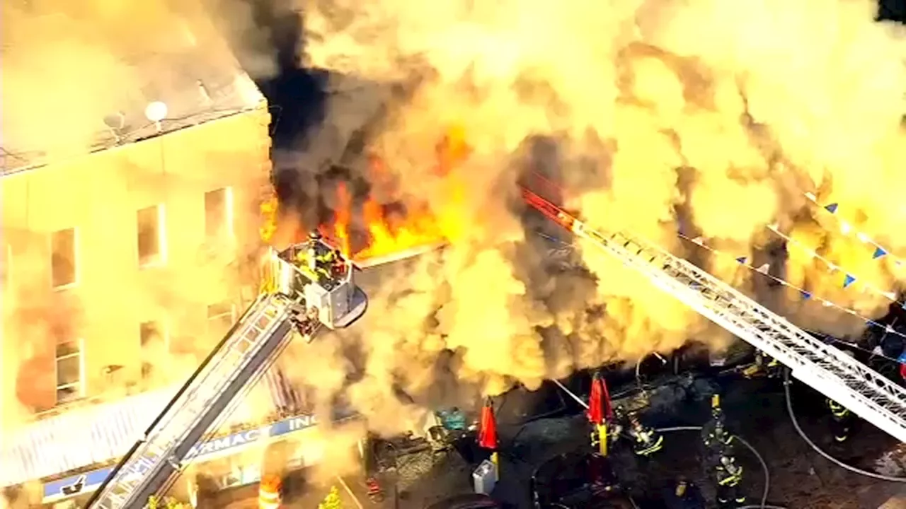 FDNY battling massive supermarket fire that spread to several buildings in Bushwick; 7 injured