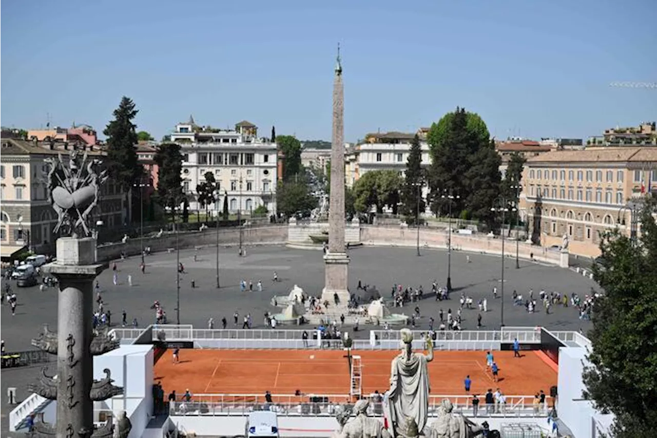 Terra rossa a Piazza del Popolo per gli Internazionali