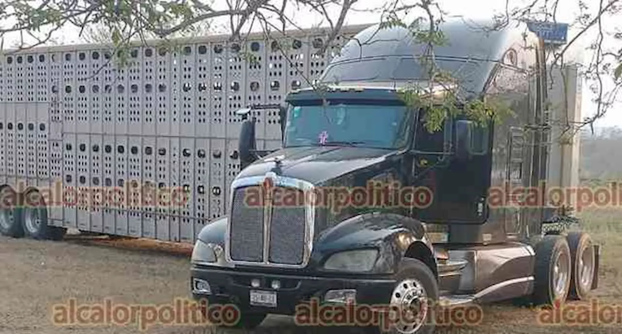 Comando armado en 6 camionetas ejecuta a conductor de tráiler, en Tuxpan