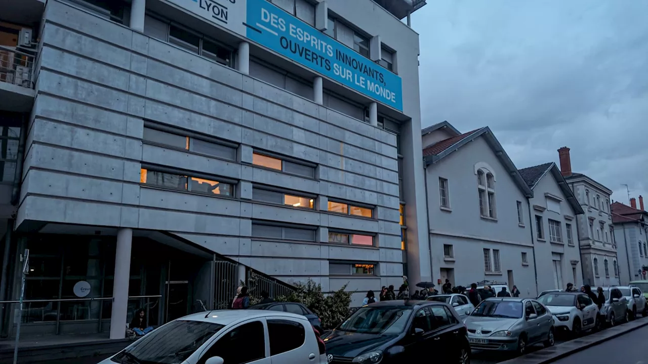 Rhône: un blocage en cours à Sciences Po Lyon, une centaine d'étudiants sur place