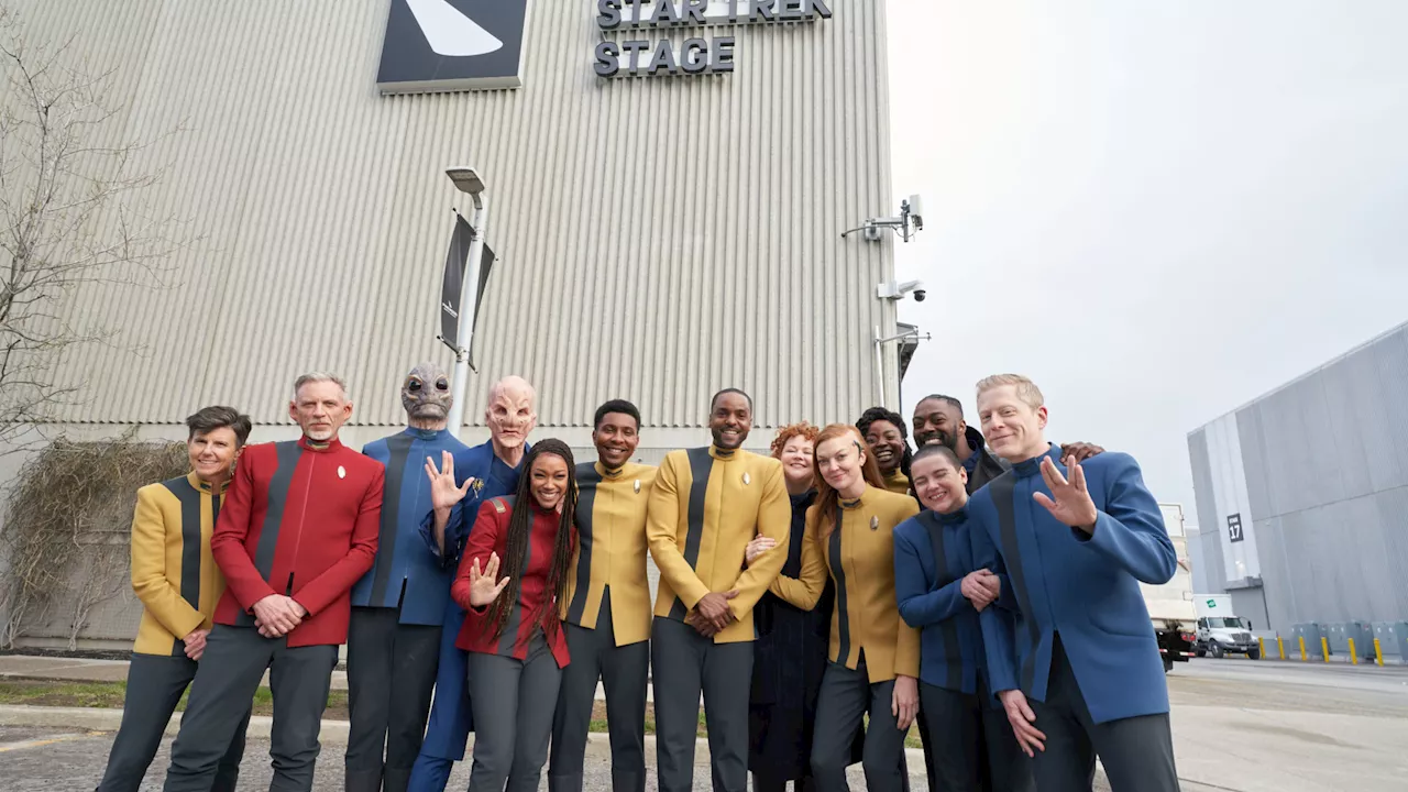 Star Trek: Pinewood Toronto Studios Names Sound Stage After Franchise