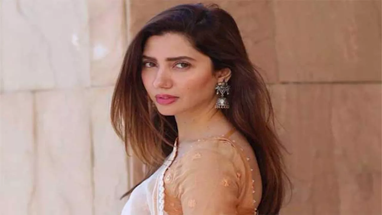 Mahira Khan attributes Emigala award to well-wishers