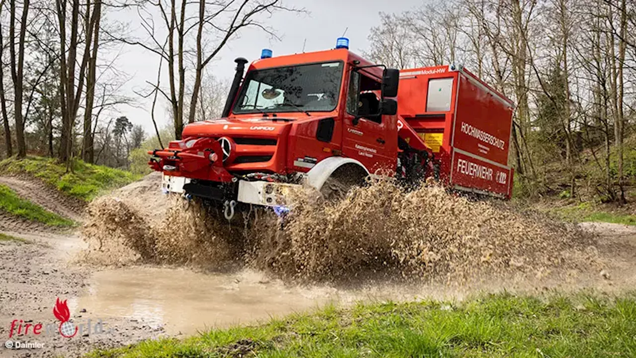 26 multifunktionale Unimog mit Kran heben hessischen Bevölkerungsschutz auf neues Level