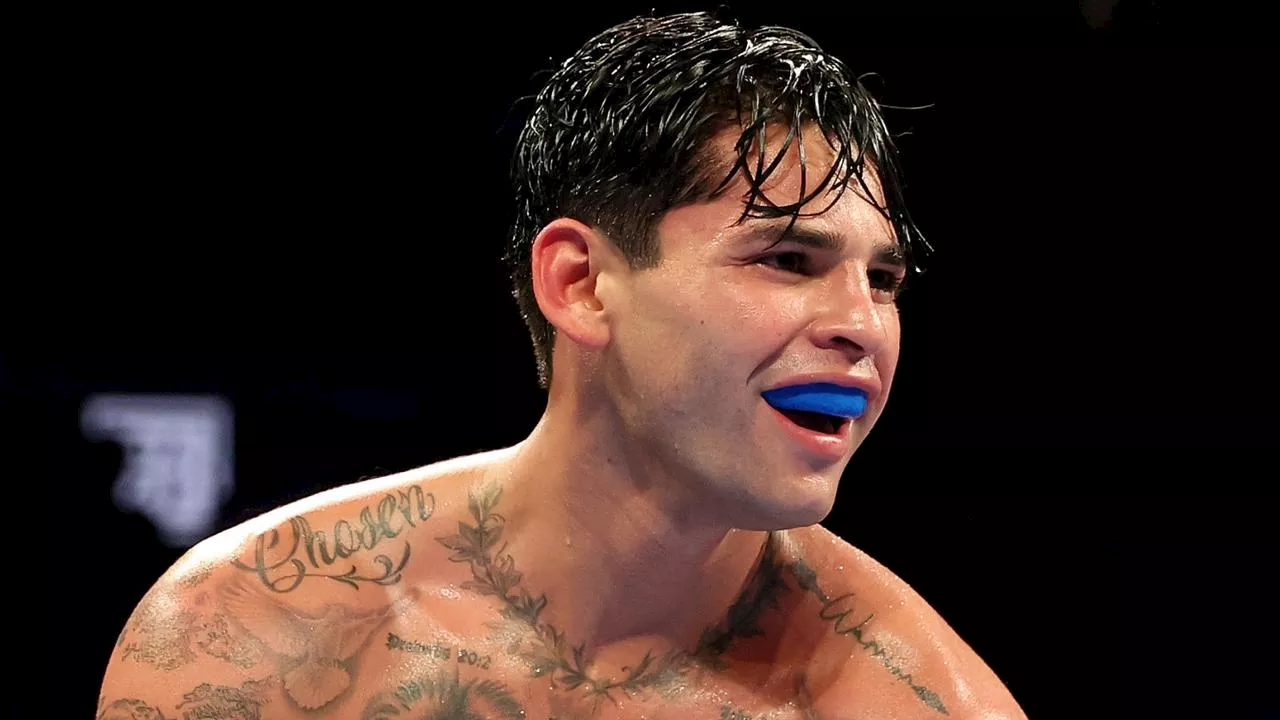 ‘Fake f***ing news’: Boxing superstar slams reports of positive drugs test in wild rant