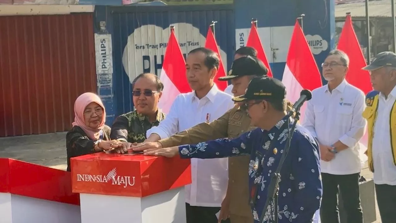 Presiden Joko Widodo Resmikan 40,6 Kilometer Jalan Daerah di NTB