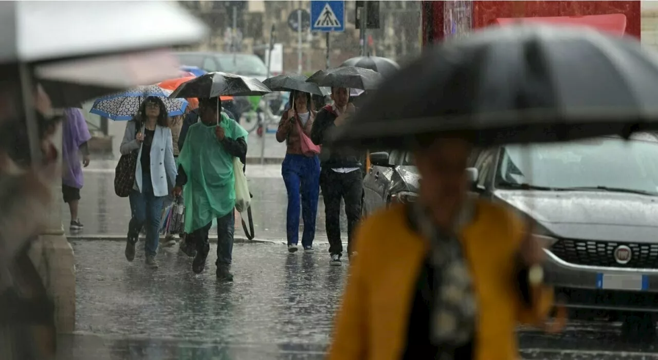 Maltempo, temporali fino a venerdì in Italia: a Milano allagamenti nella notte, Seveso a livello di allerta. A