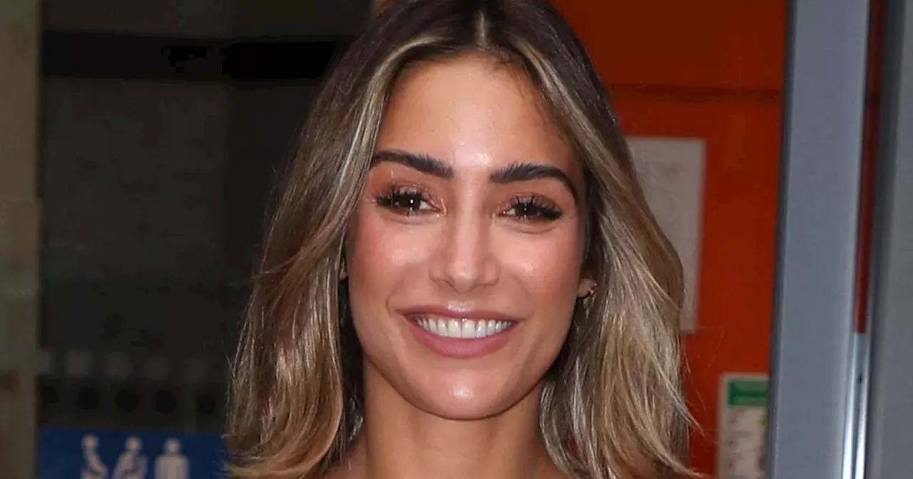 Frankie Bridge stuns in €50 ‘perfect’ figure-hugging dress from River Island