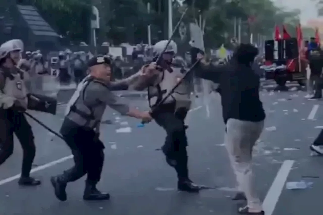 Buntut Gesekan Aksi Demo May Day Depan Kantor Gubernur Jateng, Satu Personel Polrestabes Semarang Diperiksa Propam