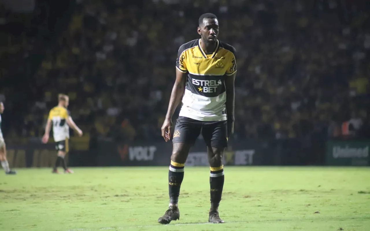 Bolasie revela que árbitro de Vasco x Criciúma disse jogar com ele no Fifa