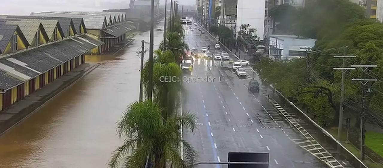 Em Porto Alegre, rio Guaíba transborda e águas invadem o Cais Mauá