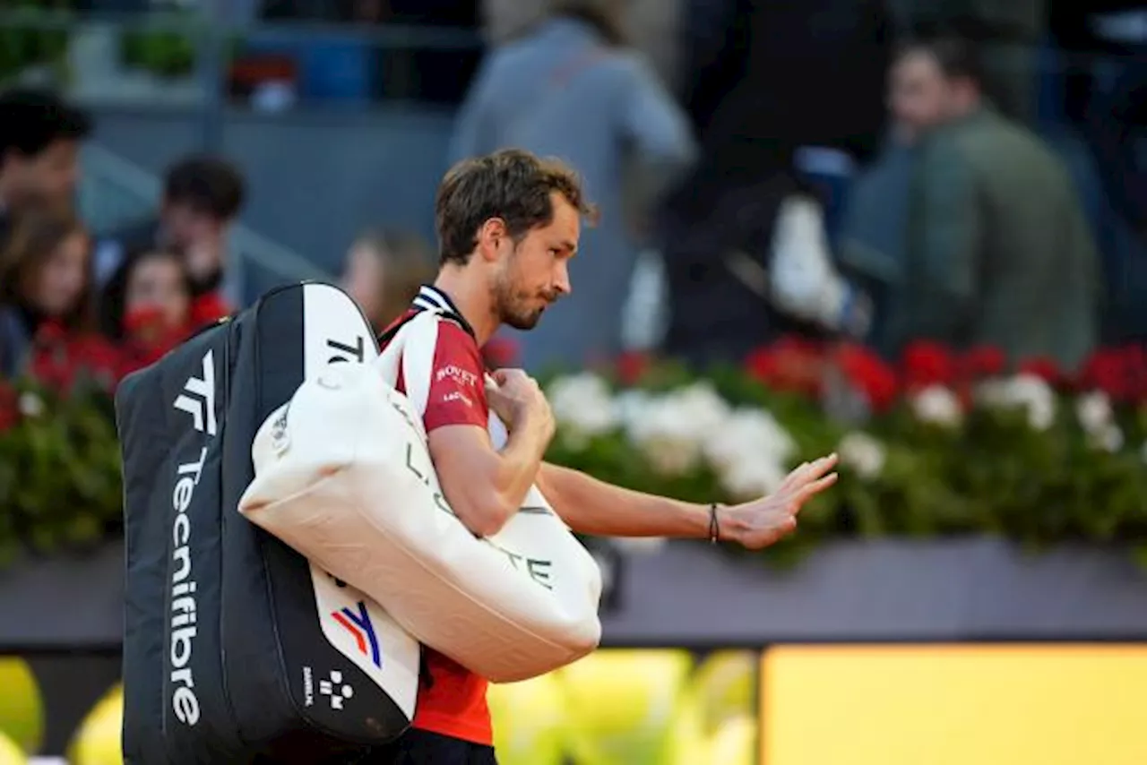 Daniil Medvedev sur son abandon en quarts de finale à Madrid : « Je ne sais pas si c'est très grave, grave ...