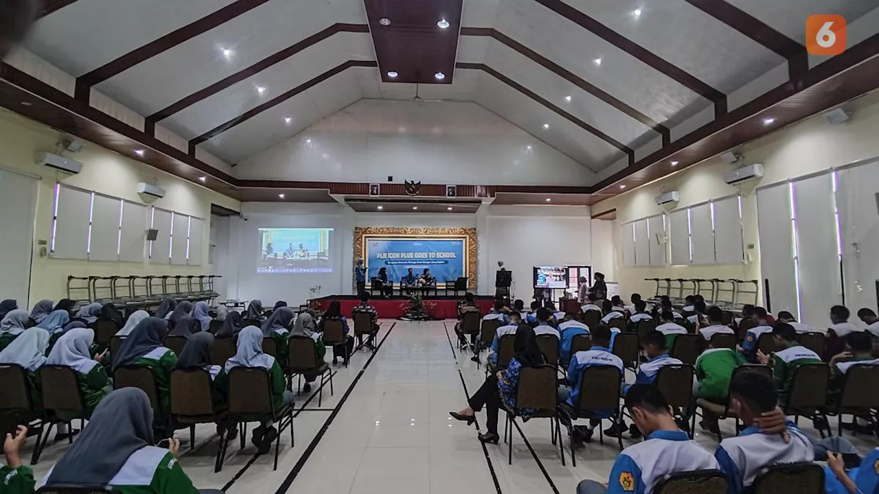 Peringati Hardiknas, PLN Icon Plus Bantu CCTV Hingga Mengajar di SMK-SMTI Makassar