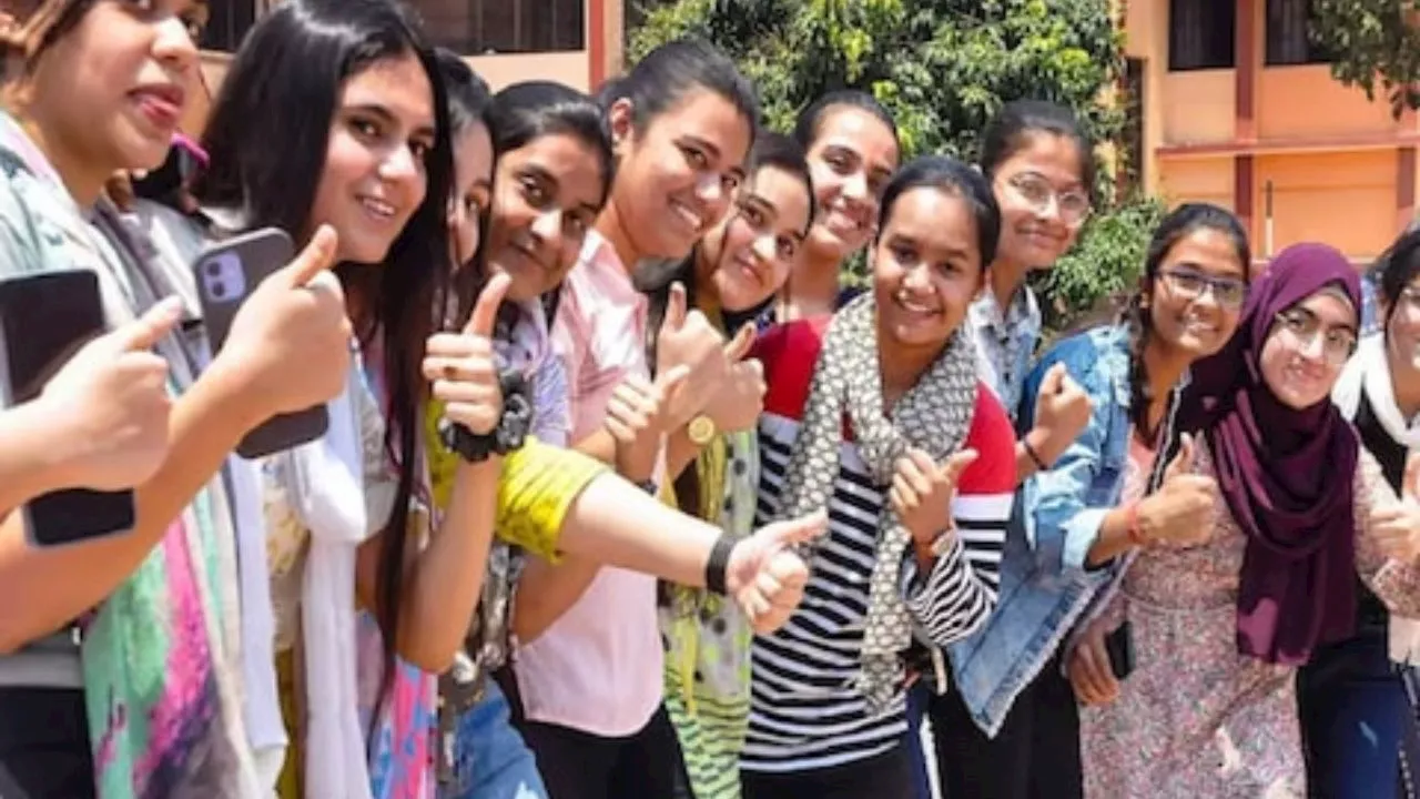 WBBSE Madhyamik 10th Result 2024: पश्चिम बंगाल माध्यमिक रिजल्ट 2024 जारी, चंद्रचूड़ सेन ने 99% स्कोर के साथ किया टॉप