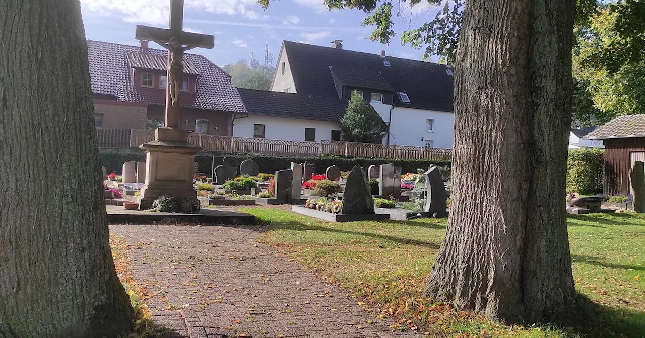 Höxteraner Ortsteil wirbt für Nachahmer im Umgang mit Friedhofskapellen