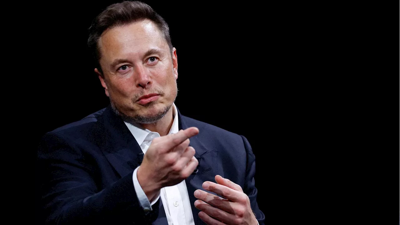 Tesla lascia a piedi gli studenti: cala la scure di Musk anche sugli stage