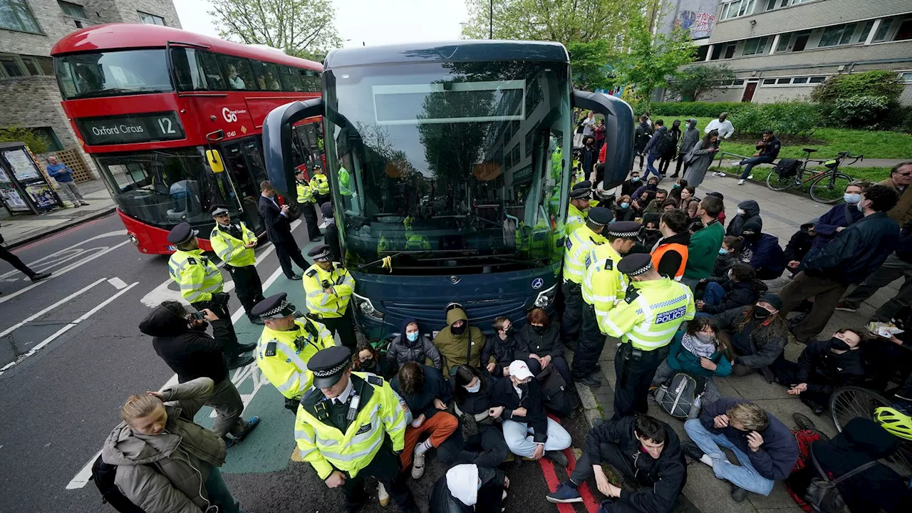 Bibby Stockholm: Protesters block coach as they try to stop asylum seekers being moved to barge