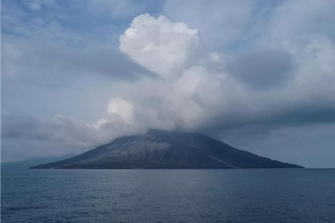 Three flights from Changi cancelled due to volcanic activity on Mount Ruang