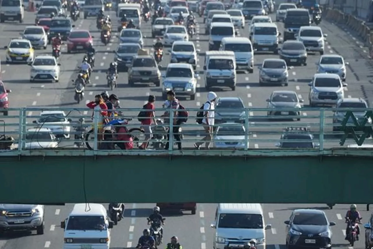 Metro Manila LGUs adjust working hours to ease traffic congestion