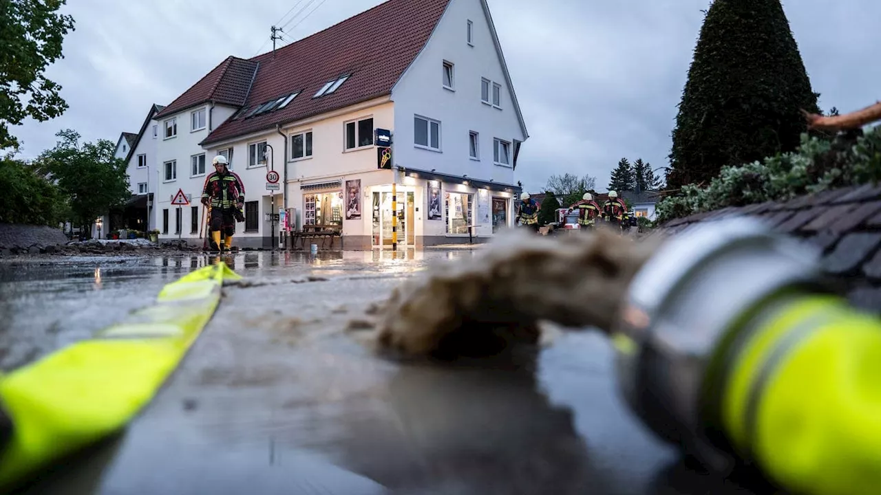 Überschwemmungen in BW und RP: Glaadt unter Wasser, Überflutungen im Ahrtal