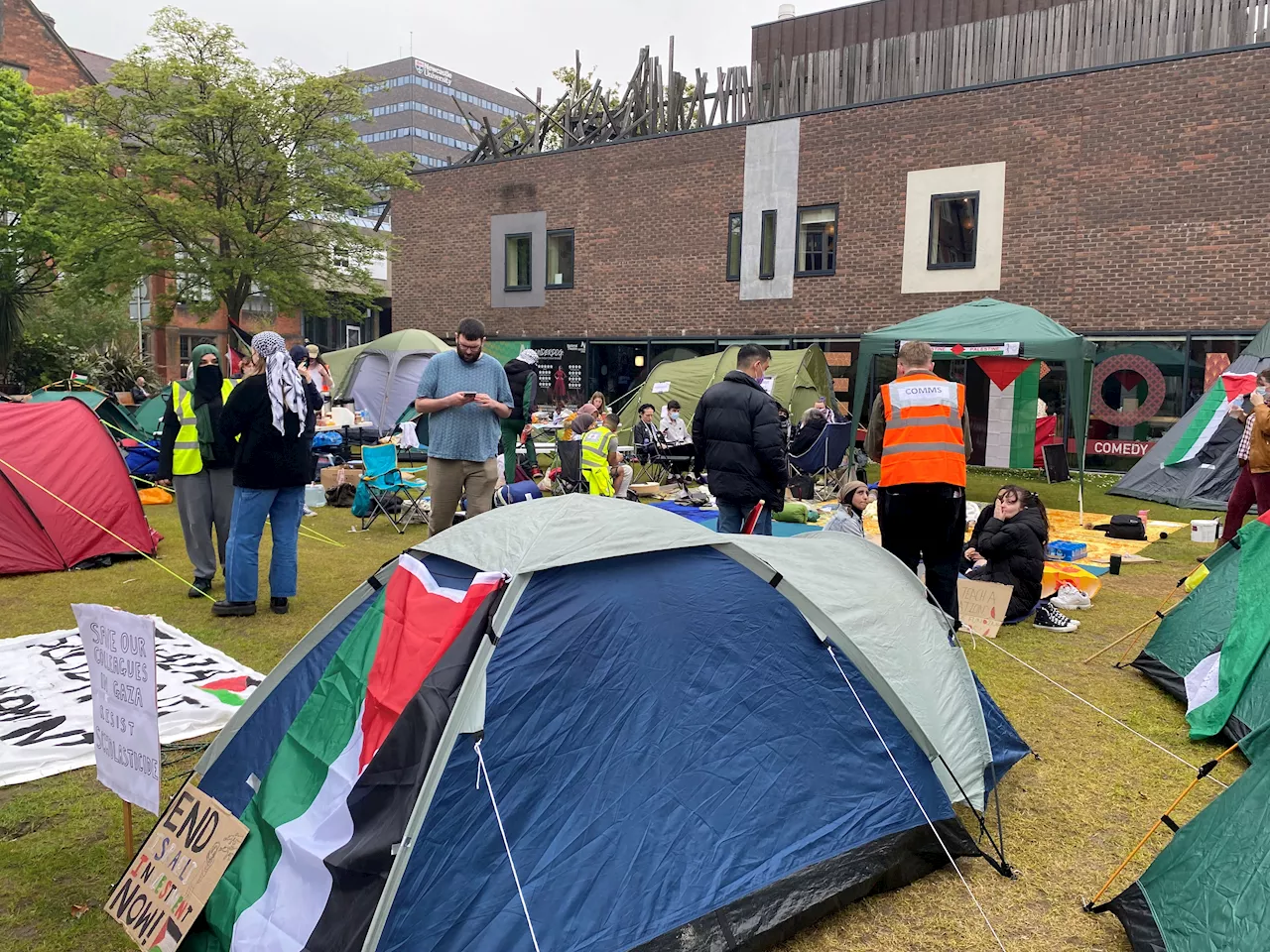 Students set up pro-Palestinian camps at British campuses after US clashes