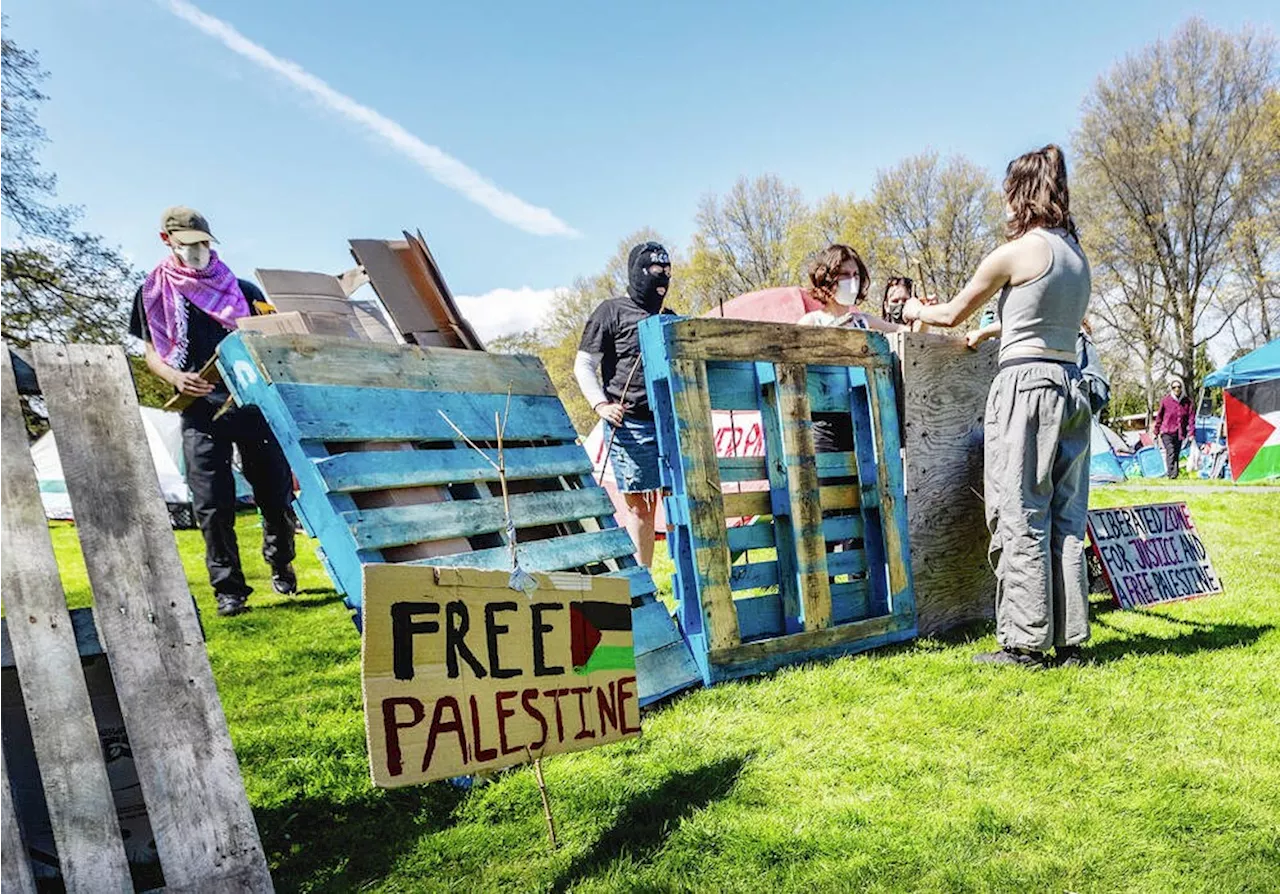 Protesters set up pro-Palestinian encampment on UVic, VIU campuses