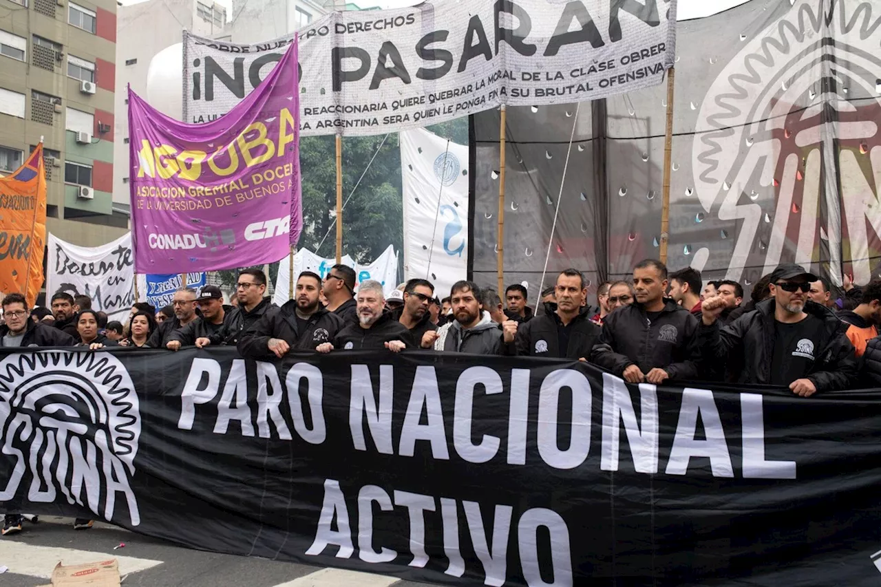 Críticas às políticas e aos baixos salários dominam marchas de 1° de maio na América Latina