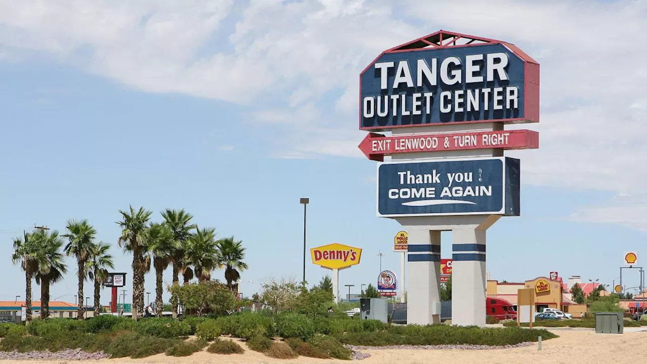 'Everybody's looking for value': Tanger CEO on consumer spending