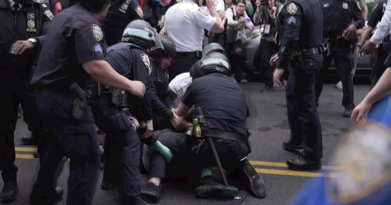 NYPD accused of using excessive force on Brooklyn protesters, but mayor says videos show officers were right