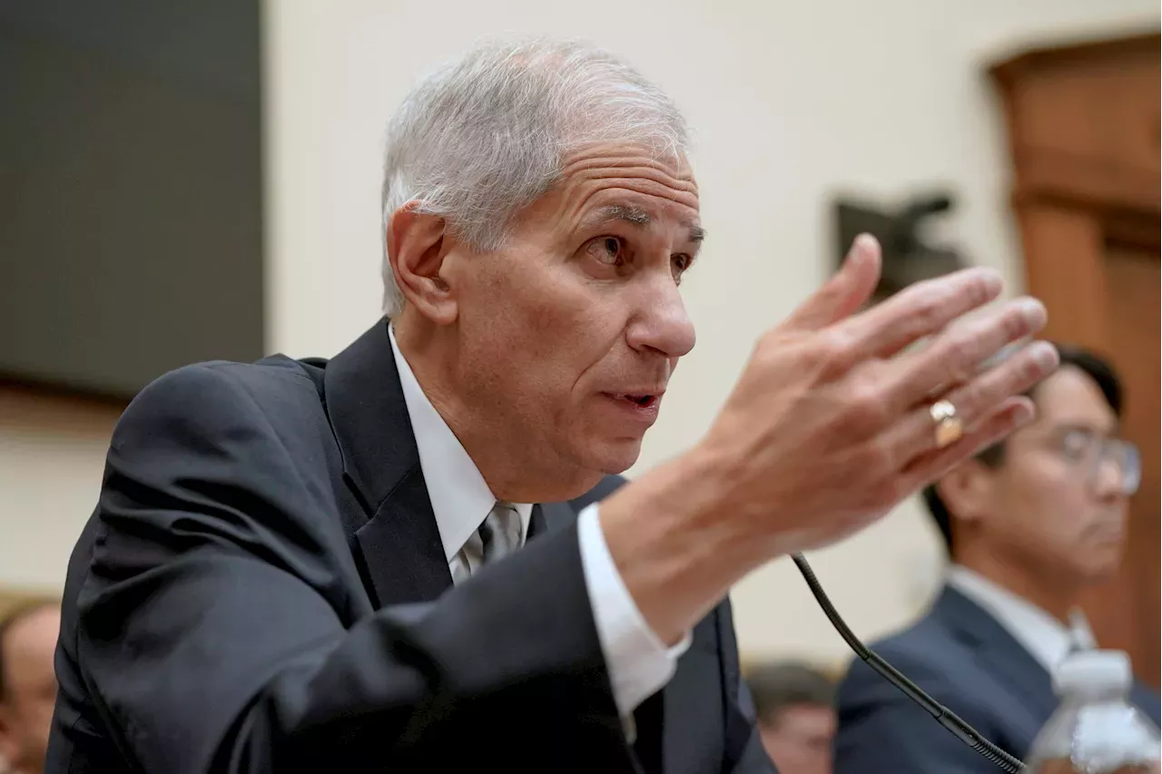 FDIC Head Gruenberg To Resign After Losing Support Of Key Democrat Over ...