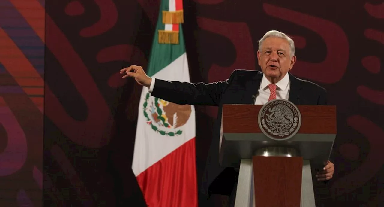 AMLO sale en defensa de Mario Delgado tras acusaciones de Xóchitl Gálvez sobre tráfico de combustible