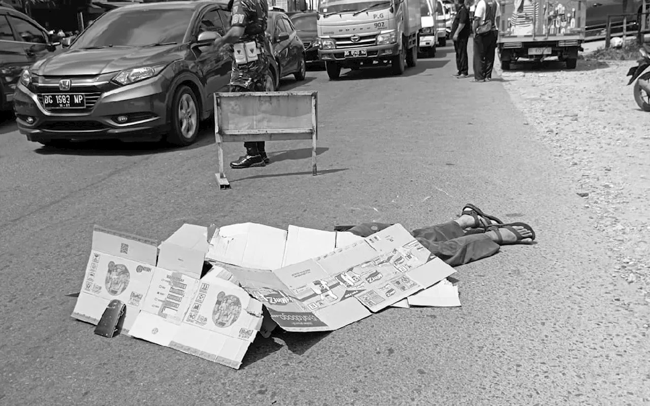 Pria Paruh Baya di Palembang Tewas Bersimbah Darah Ditabrak Truk Tangki CPO