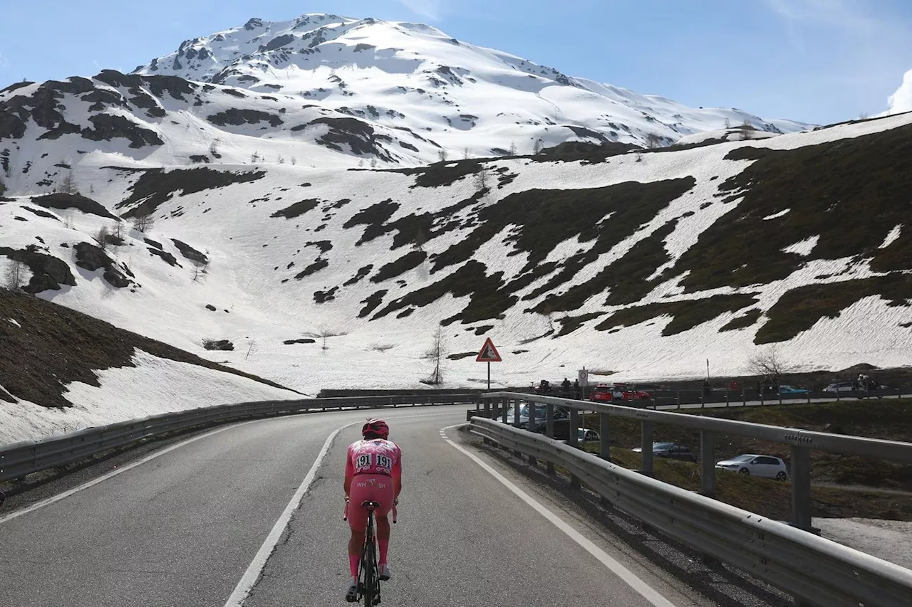 Tour d'Italie: Pogacar écrase le peloton et le peloton applaudit