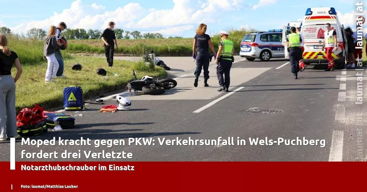 Moped kracht gegen PKW: Verkehrsunfall in Wels-Puchberg fordert drei Verletzte