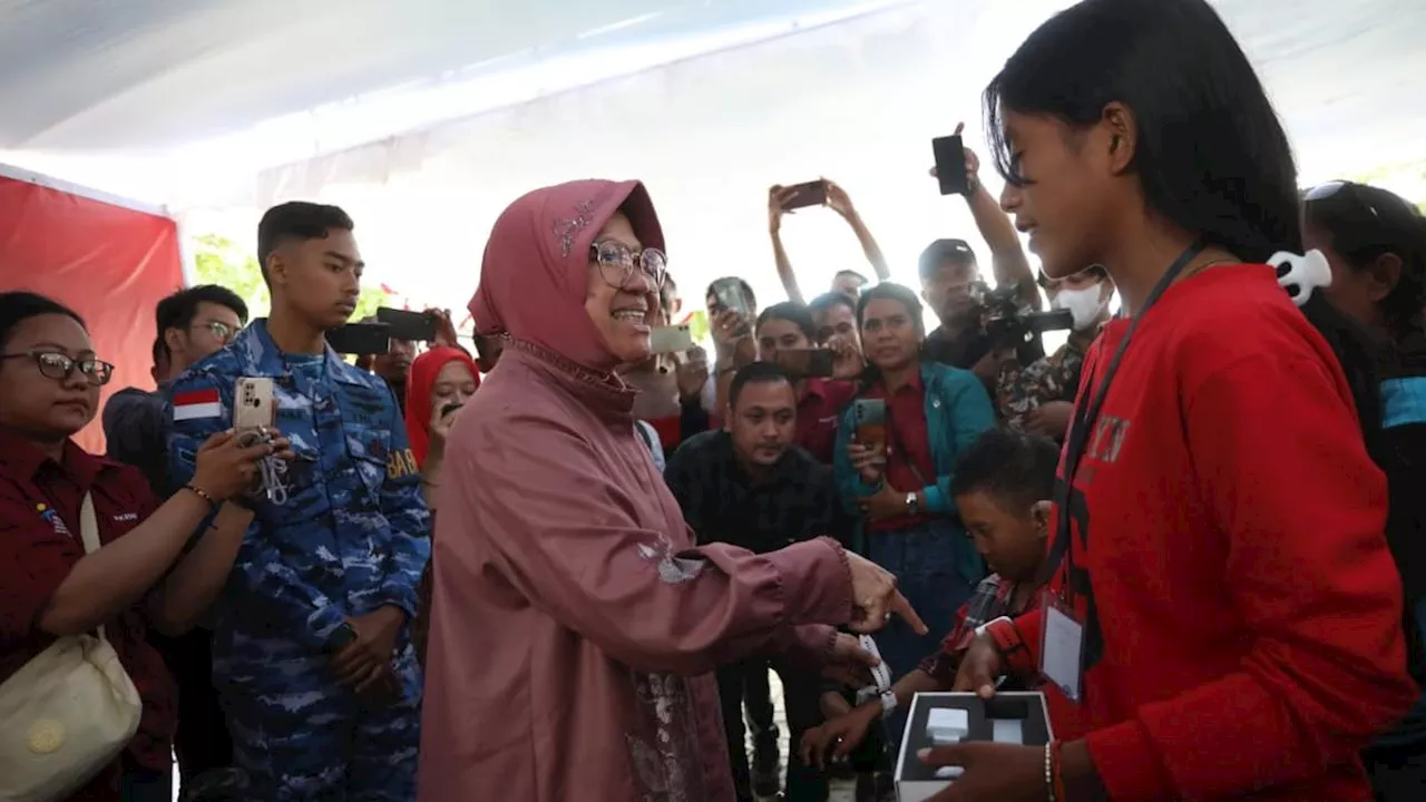 Baksos di Sumba Timur, Mensos Risma Dorong Masyarakat dan Pendamping Tingkatkan Kepedulian