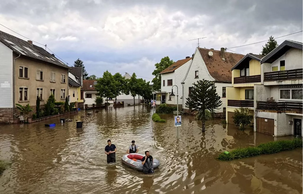 Frau (67) stirbt nach Hochwasser-Rettungseinsatz in Saarbrücken