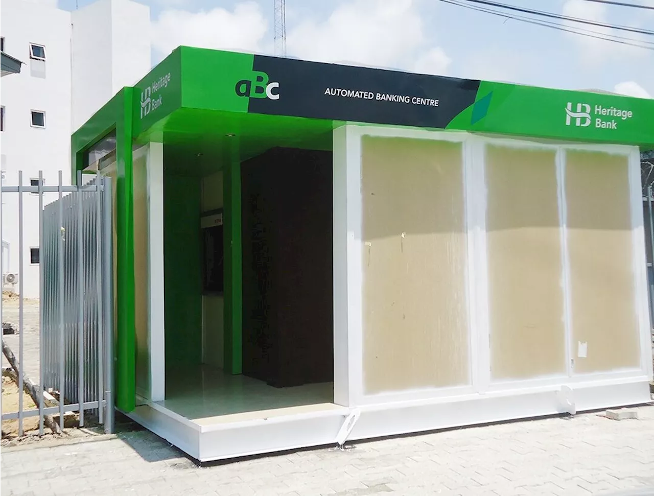 Customers of Nigerian bank stranded, unable to access accounts for weeks