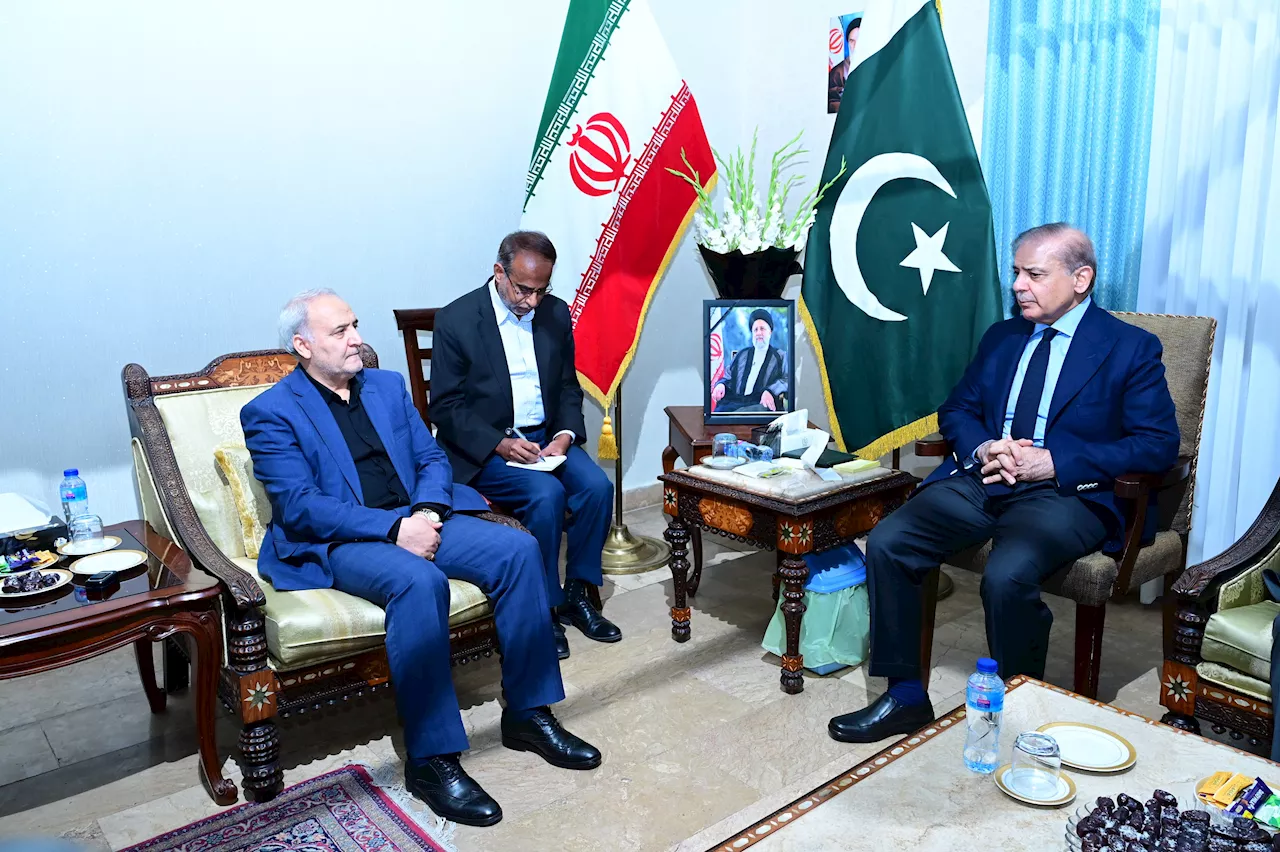 PM Shahbaz Sharif Visits Iranian Embassy: Expresses Condolences to Iranian AMB to Pakistan on Sad Incident