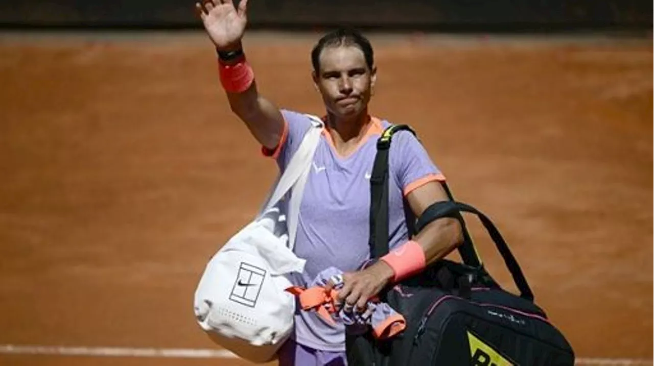 Ovation pour Rafael Nadal lors de son premier entraînement à Roland-Garros