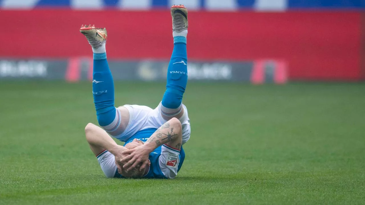 Rostocker Abstieg steht fest - Hansa-Fans zündeln im Stadion