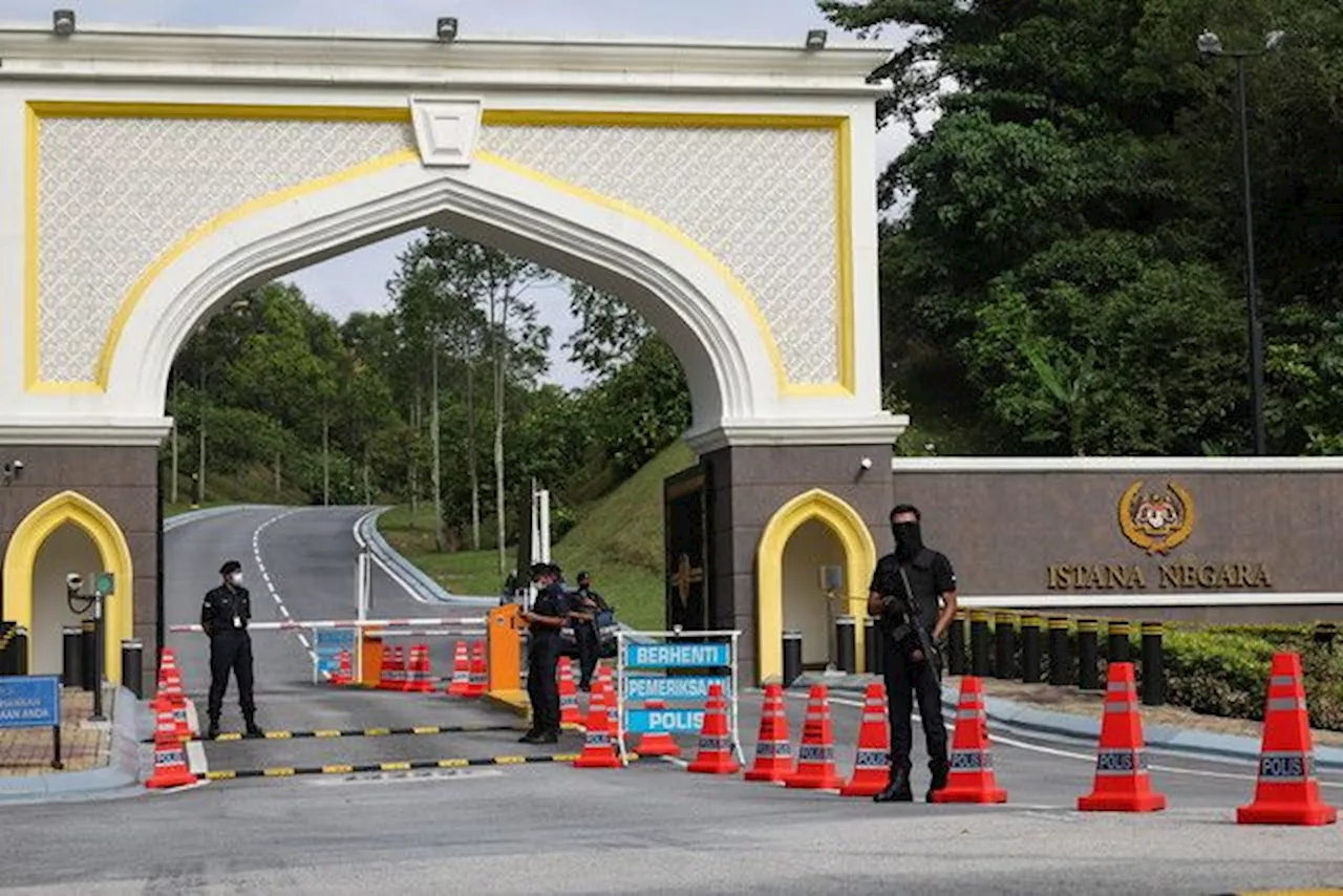 Duo get two months' jail each for attempted Istana Negara trespass